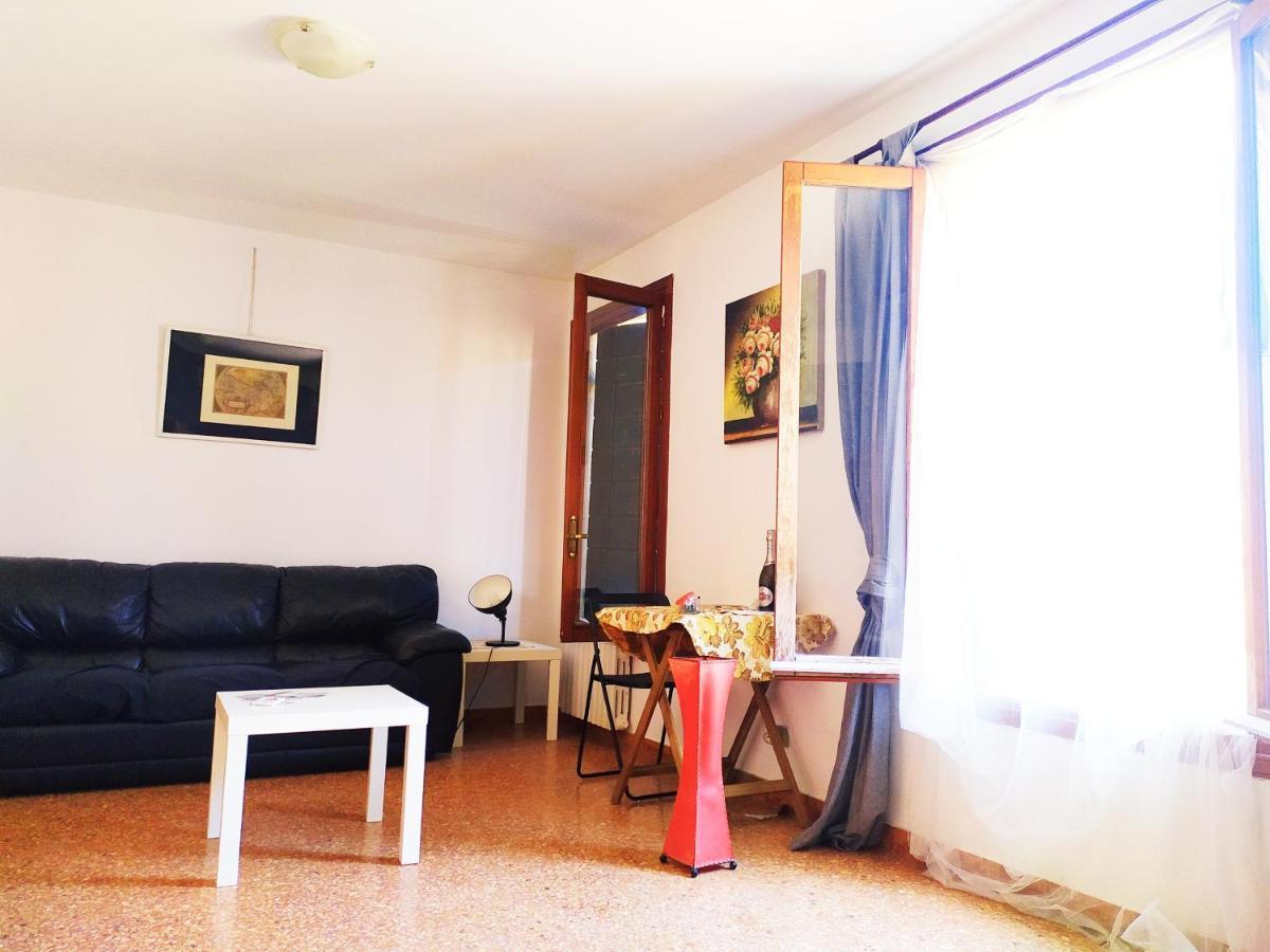 Two Steps From Rialto Ξενοδοχείο Βενετία Εξωτερικό φωτογραφία